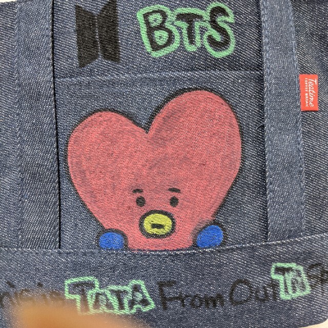 防弾少年団(BTS)(ボウダンショウネンダン)の♥ひまわり様専用💜BTS TATA BT21 ペイントバッグ等3点💜テテタタ レディースのバッグ(ハンドバッグ)の商品写真