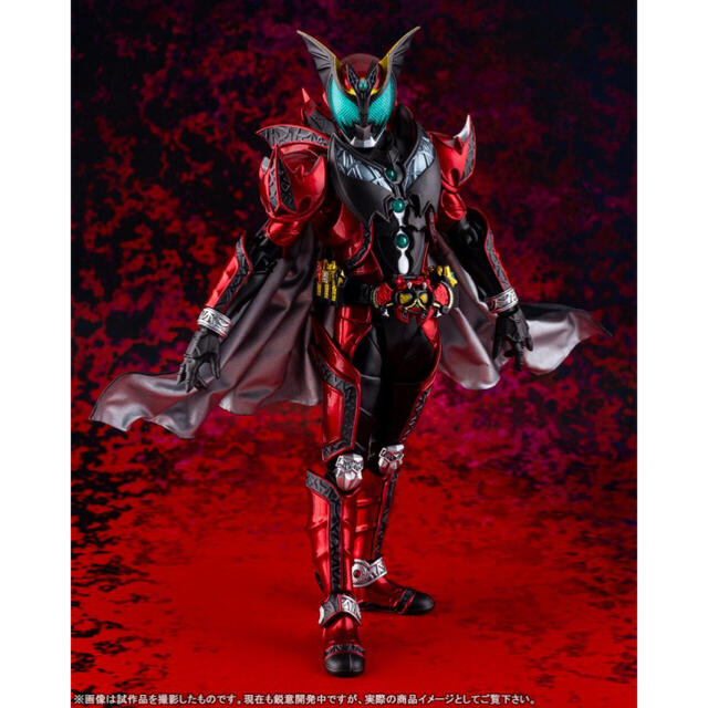 仮面ライダー ダークキバ 真骨彫