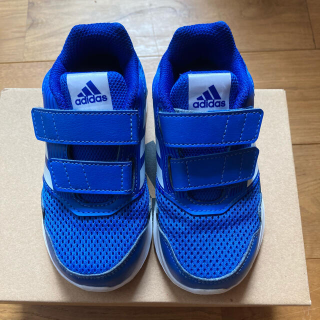 adidas(アディダス)の【美品】adidas アディダス スニーカー 15cm キッズ ブルー キッズ/ベビー/マタニティのキッズ靴/シューズ(15cm~)(スニーカー)の商品写真