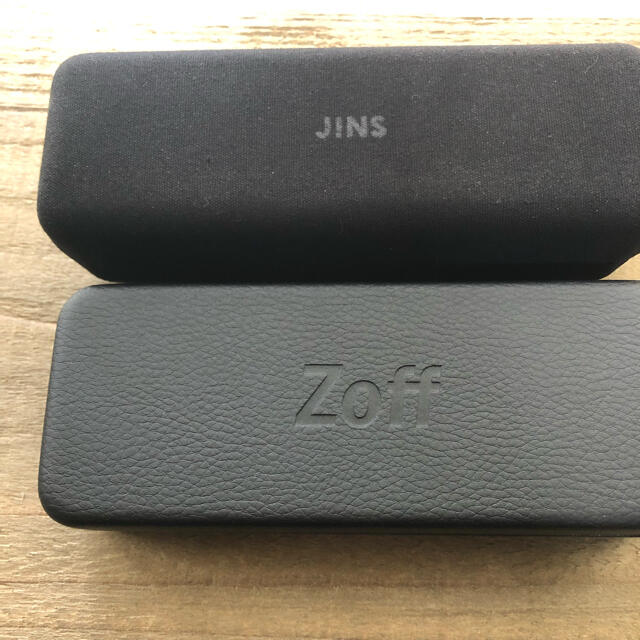 Zoff(ゾフ)のJins Zoff メガネケース2個セット* クロス一枚付き レディースのファッション小物(サングラス/メガネ)の商品写真