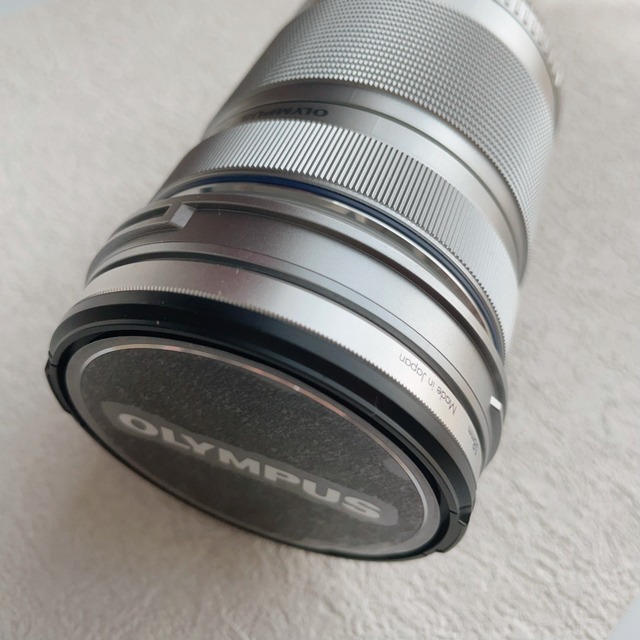 OLYMPUS(オリンパス)のオリンパス　PEN E-PL8 EZダブルズームキット　ホワイト スマホ/家電/カメラのカメラ(ミラーレス一眼)の商品写真