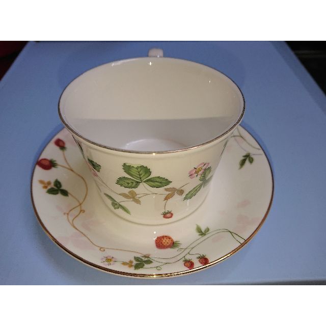 WEDGWOOD(ウェッジウッド)のウェッジウッド ワイルドストロベリー インテリア/住まい/日用品のキッチン/食器(食器)の商品写真