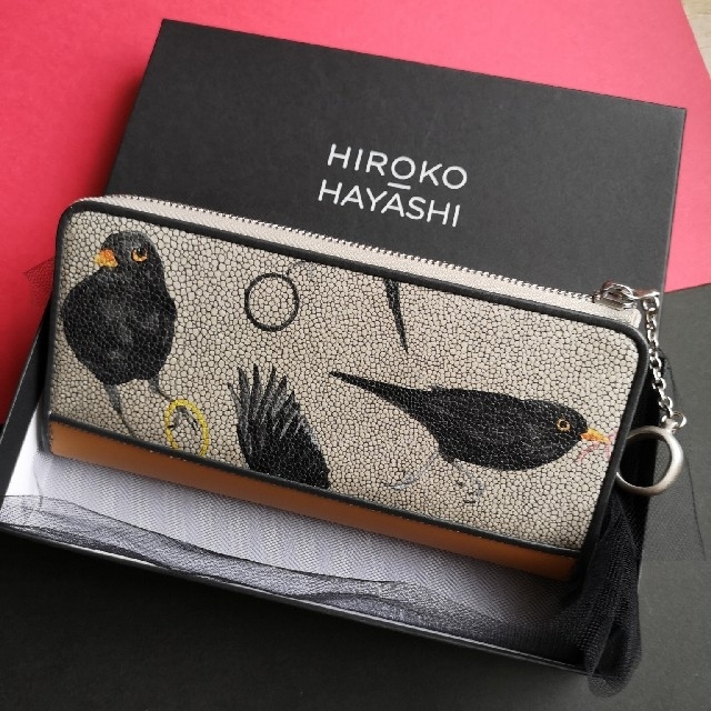 HIROKO HAYASHI(ヒロコハヤシ)の💙専用です💙《HIROKO HAYASHI》MERLO 長財布 レディースのファッション小物(財布)の商品写真