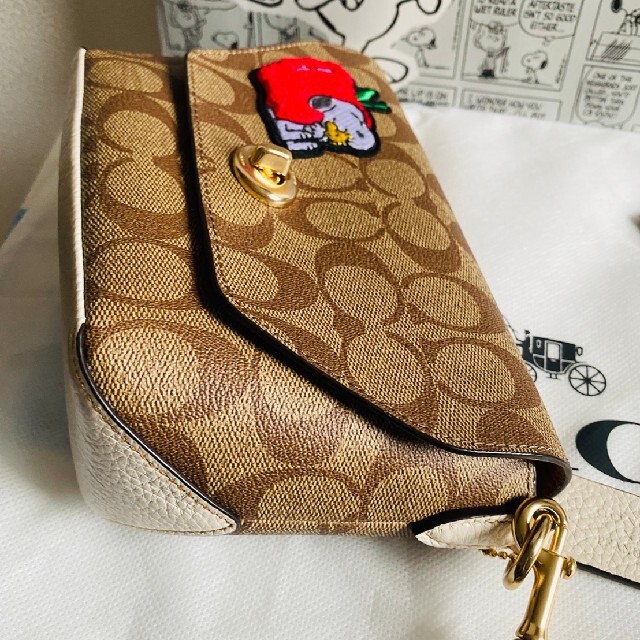 COACHコーチ X スヌーピーコラボ☆ワッペンショルダーミニバック限定 COACHコーチ X スヌーピーコラボ☆ワッペンショルダーミニバック限定