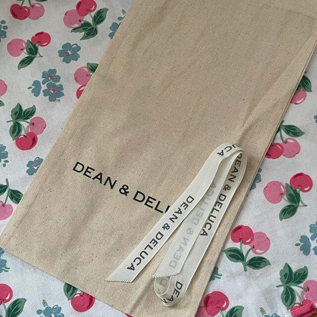 DEAN & DELUCA(ディーンアンドデルーカ)の新品未使用 DEAN&DELUCA エコバッグ グリーン  レディースのバッグ(エコバッグ)の商品写真