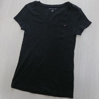 トミーヒルフィガー(TOMMY HILFIGER)のトミーヒルフィガー TOMMY  レディース VネックTシャツ黒Mサイズ   (Tシャツ(半袖/袖なし))