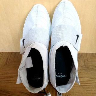 ナイキ(NIKE)のやーせ様 美品 ナイキ ２７㎝ エア フィア オブ ゴッド モック 白(スニーカー)