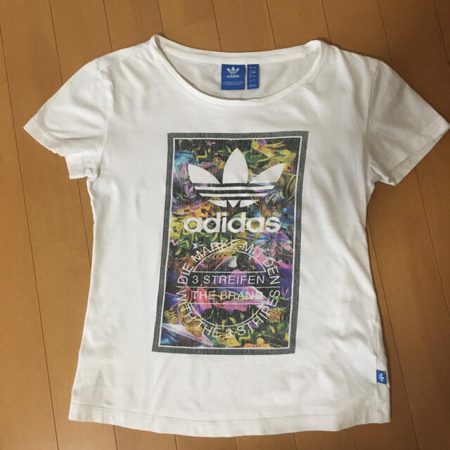 adidas(アディダス)のGreentea様専用　アディダスTシャツ　レディース Mサイズ レディースのトップス(Tシャツ(半袖/袖なし))の商品写真