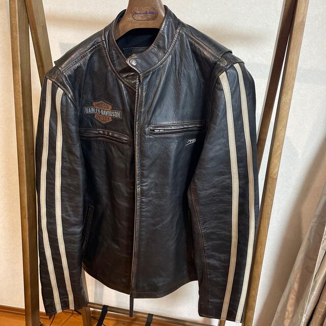 Harley Davidson(ハーレーダビッドソン)のハーレー　レザージャケット　牛革 メンズのジャケット/アウター(ライダースジャケット)の商品写真