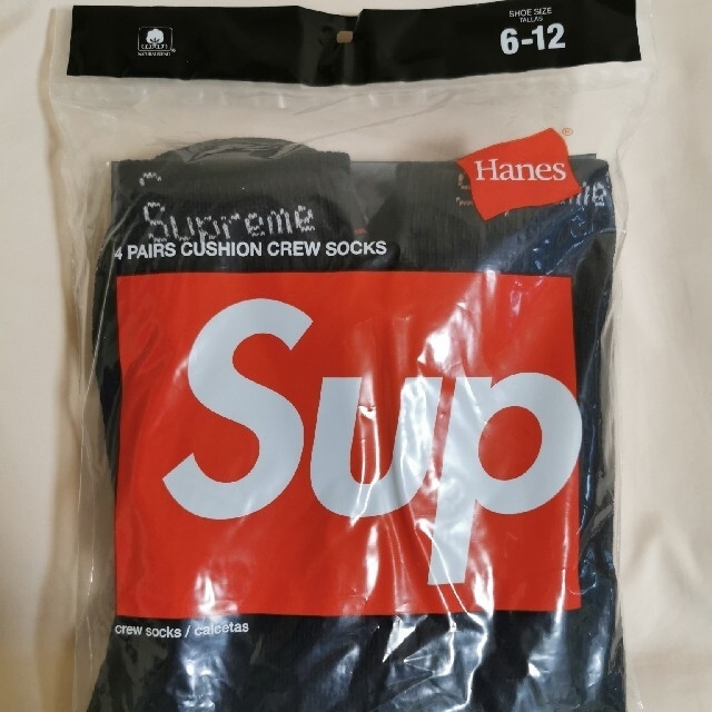 Supreme(シュプリーム)のSupreme × Hanes® Crew Socks Black 4足 + 赤 メンズの靴/シューズ(スニーカー)の商品写真