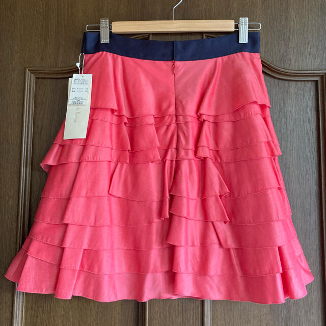 coeur(クール)のピンク　スカート　新品タグ付 レディースのスカート(ひざ丈スカート)の商品写真