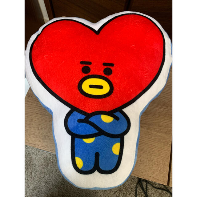 エンタメ/ホビーBTS BT21 TATA タタ 公式 限定 ダイカット クッション 韓国 限定