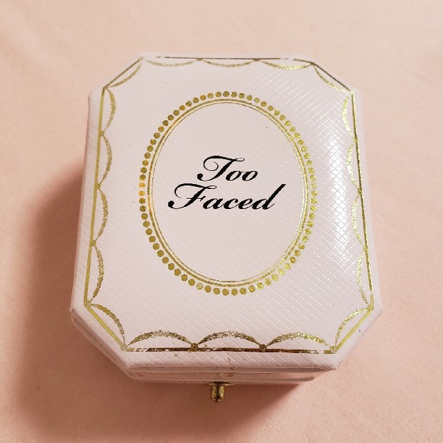 Too Faced(トゥフェイス)の最終値下げ 美品 トゥーフェイスド ダイアモンドライト ハイライター コスメ/美容のベースメイク/化粧品(フェイスカラー)の商品写真