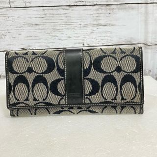 コーチ(COACH)の【COACH】コーチ　シグネチャー　2つ折り長財布　美品(財布)