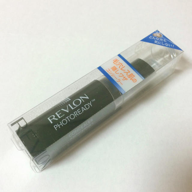 REVLON(レブロン)のスティックコンシーラー コスメ/美容のベースメイク/化粧品(コンシーラー)の商品写真