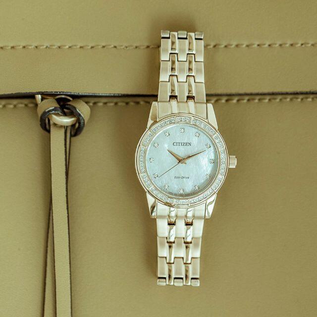 SEIKO - 新品 日本未入荷 シチズン逆輸入ソーラー腕時計 レディース