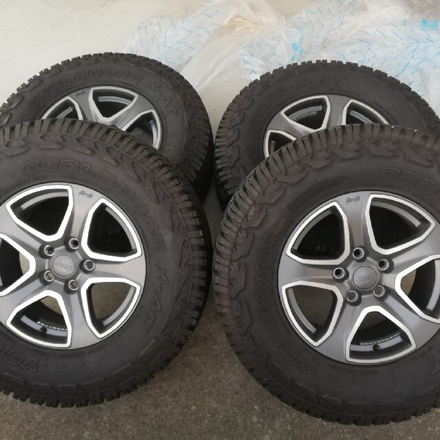 【値下げ】JEEP JL ラングラー ヨコハマ  X-AT 285/70r17自動車/バイク