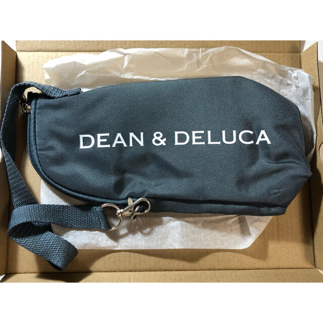 DEAN & DELUCA(ディーンアンドデルーカ)のGLOW　8月号付録　DEAN&DELUCA　ボトルホルダー エンタメ/ホビーの雑誌(ファッション)の商品写真