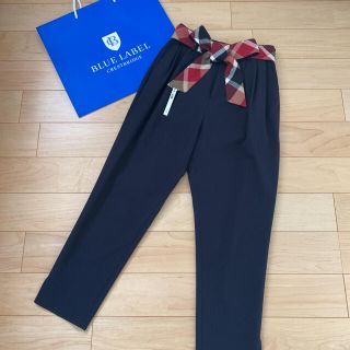 バーバリーブルーレーベル(BURBERRY BLUE LABEL)の美品 人気 ブルーレーベル クレストブリッジ パンツ バーバリー(カジュアルパンツ)