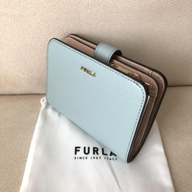 Furla(フルラ)の付属品全て有り★新品 FURLA 2021年秋冬新作 バビロンS ブルーベージュ レディースのファッション小物(財布)の商品写真