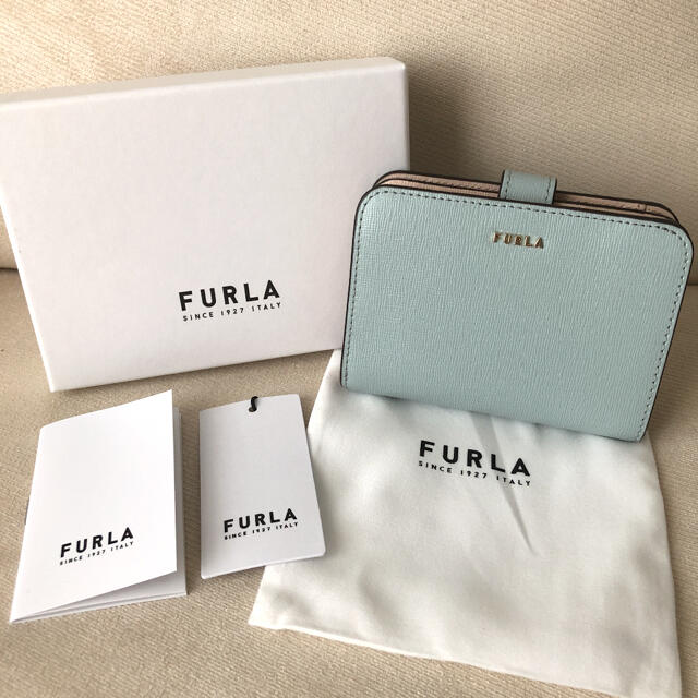 Furla(フルラ)の付属品全て有り★新品 FURLA 2021年秋冬新作 バビロンS ブルーベージュ レディースのファッション小物(財布)の商品写真