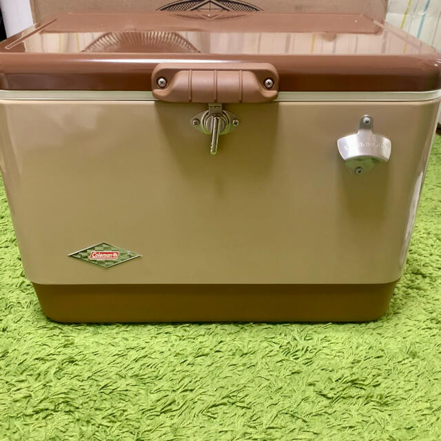 【Coleman】54QT スチールベルト クーラー（バターナッツ）