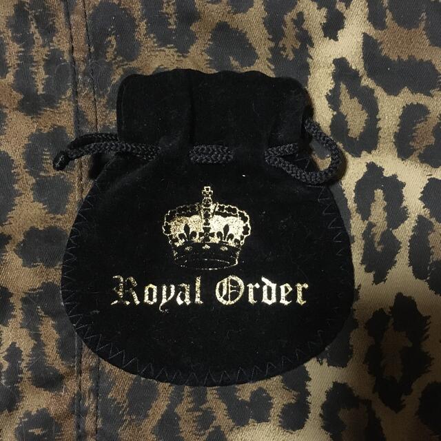 ROYALORDER(ロイヤルオーダー)のRoyal Order TINY CROWN 9k ペンダント メンズのアクセサリー(ネックレス)の商品写真