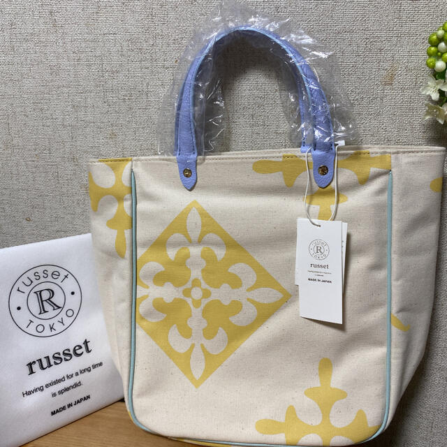 Russet(ラシット)の【☆新品未使用】☆月末SALE❣️セレンディピティ　ミニトートバッグ　イエロー♪ レディースのバッグ(トートバッグ)の商品写真