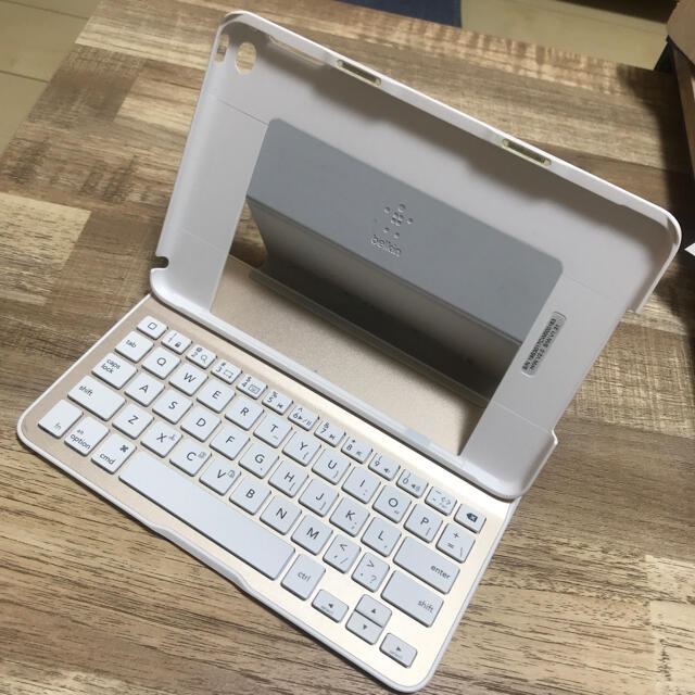 Apple(アップル)のbelkin ipad mini 用　ワイヤレスキーボード スマホ/家電/カメラのスマホアクセサリー(iPadケース)の商品写真