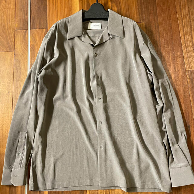 【BRUNELLO CUCINELLI】BeconsciuosLogoTシャツ