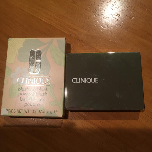 CLINIQUE(クリニーク)のClinique  ハイライト コスメ/美容のベースメイク/化粧品(フェイスカラー)の商品写真