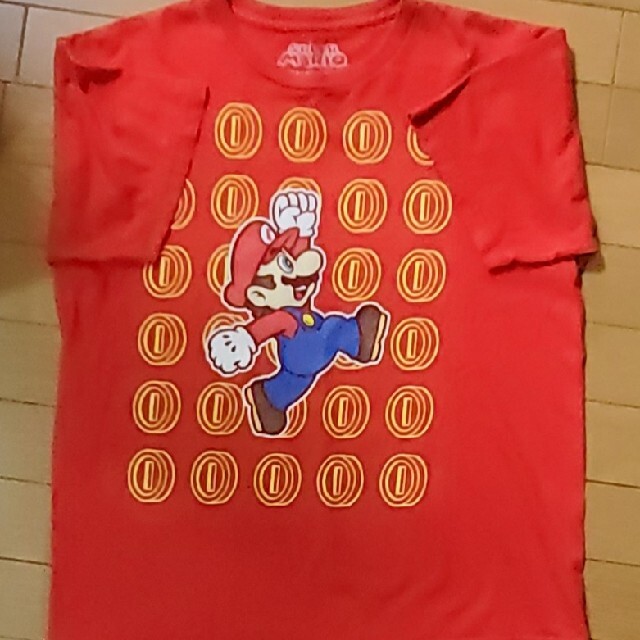 任天堂(ニンテンドウ)のUS古着　Tシャツ　スーパーマリオ　Tシャツ メンズのトップス(Tシャツ/カットソー(半袖/袖なし))の商品写真