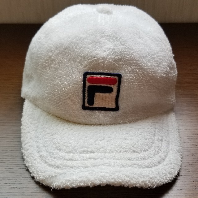 FILA(フィラ)の【貴重】【ヴィンテージ】【FILA】【フィラ】白　タオル地　キャップ メンズの帽子(キャップ)の商品写真