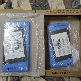 Kindle Paperwhite 防水機能搭載  8GB ブラック　×2(電子ブックリーダー)