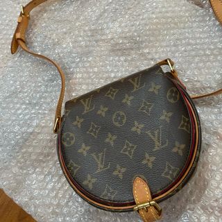 ルイヴィトン(LOUIS VUITTON)のVUITTON タンブラン(ショルダーバッグ)