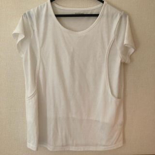 ニシマツヤ(西松屋)の授乳服　ELFINDOLL Tシャツ　トップス(マタニティトップス)