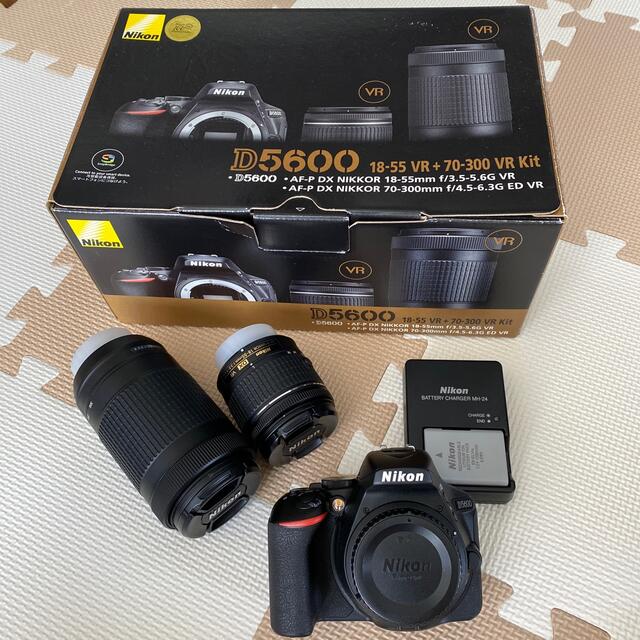 黒タタキSL/朱天黒 ニコン 1年保証 美品 Nikon D5600 AF-P 18-55mm VR