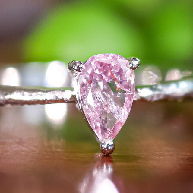 大粒天然ピンクダイヤモンドペアシェイプカット◇手作りリング レディースのアクセサリー(リング(指輪))の商品写真