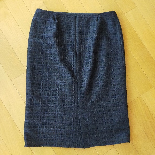 LAUTREAMONT(ロートレアモン)のLAUTREAMONT ロートレアモン　タイトスカート(紺) 40 レディースのスカート(ひざ丈スカート)の商品写真