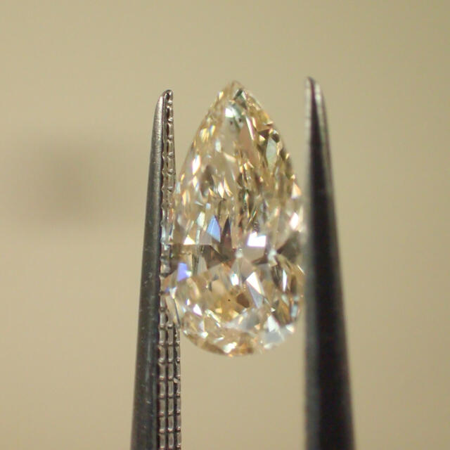 【ソーティング付】0.605ct LIGHT BROWN ダイヤルース