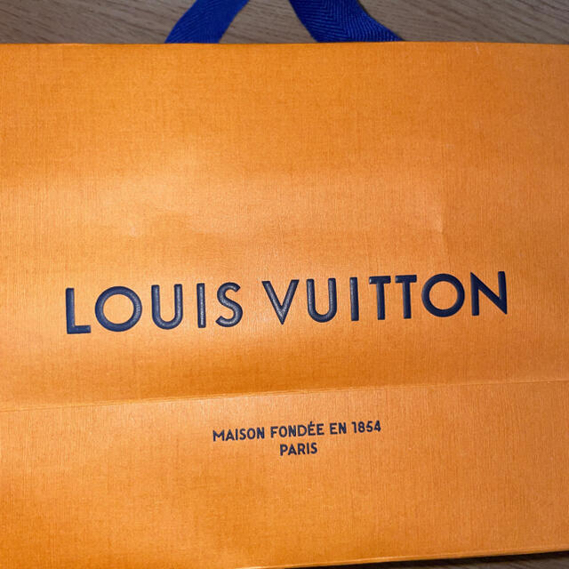 LOUIS VUITTON - ルイヴィトン 紙袋の通販 by 即購入OK@ALL匿名 LOUIS VUITTON - ルイヴィトン 紙袋の通販 by 即購入OK@ALL匿名