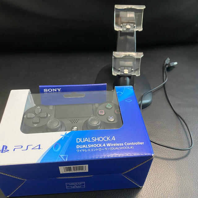 PS4 純正 ワイヤレスコントローラー 充電器付き 極美品