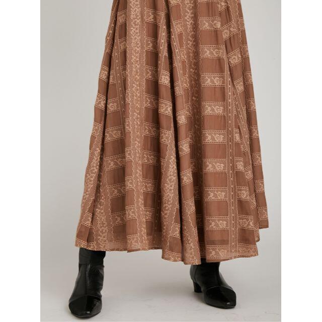 fur fur(ファーファー)の格子レース刺繍スカート　ブラウン レディースのスカート(ロングスカート)の商品写真