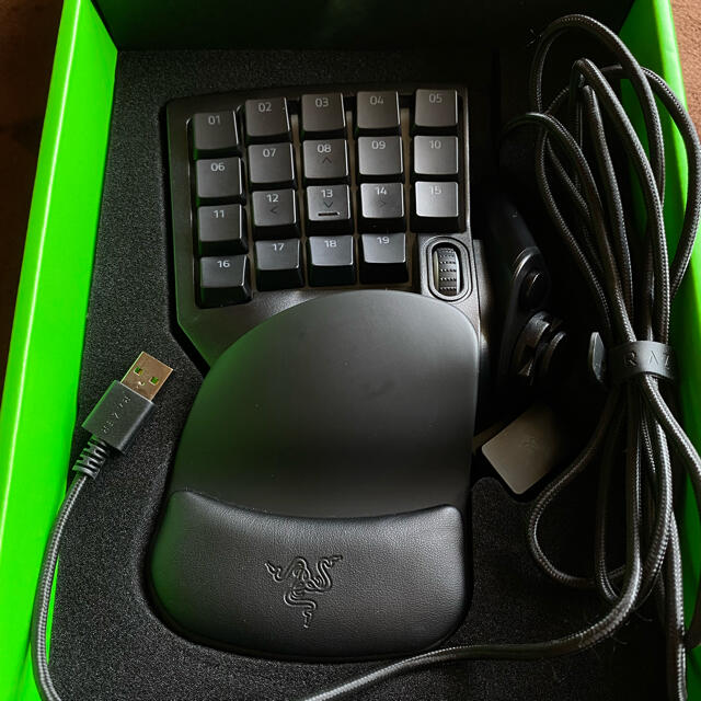 その他Razer Tartarus V2 左手用キーパッド RZ07-0227010