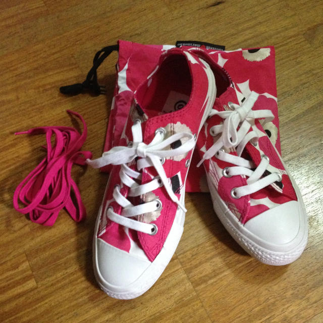 marimekko(マリメッコ)のmarimekko コラボコンバース レディースの靴/シューズ(スニーカー)の商品写真