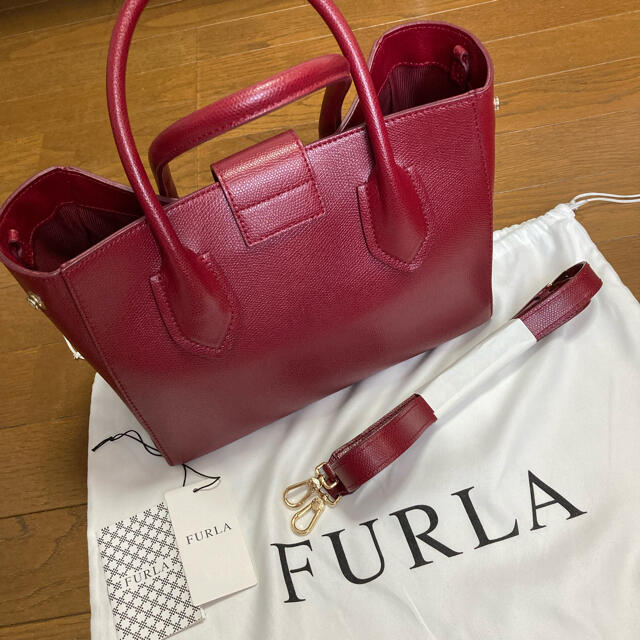 【新品】FURLA バッグ　赤 5