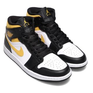 ナイキ(NIKE)のNIKE AIR JORDAN 1 MID "UNIVERSITY GOLD"(スニーカー)