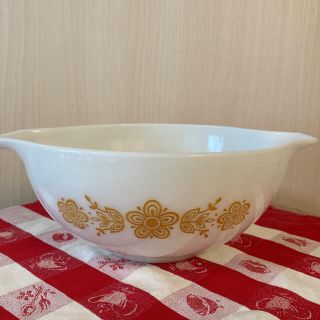 パイレックス(Pyrex)のオールドパイレックス　バタフライゴールド　シンデレラボウル(食器)