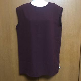 ユニクロ(UNIQLO)の新品ユニクロノースリーブシャツ(シャツ/ブラウス(半袖/袖なし))