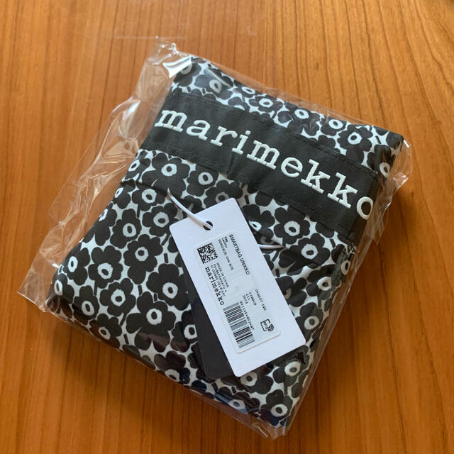 marimekko(マリメッコ)のクローバー様専用【新品】マリメッコ　エコバッグ　スマートバッグ　ミニウニッコ レディースのバッグ(エコバッグ)の商品写真